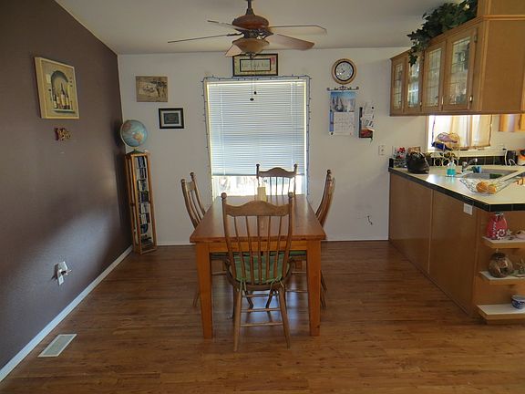 2nd image of 10820 NE 68th Cir