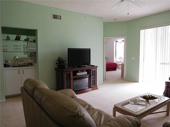 5th image of 9611 Castle Point Dr Unit 911
