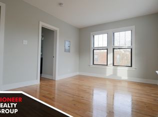 2901 N Mildred Ave #3, Chicago, IL 60657