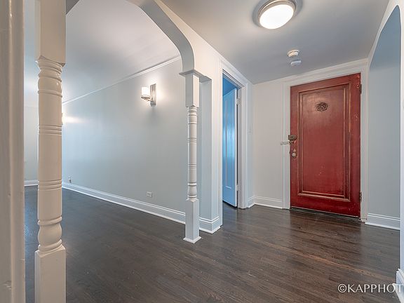 4th image of 1122 Washington Blvd APT 1B