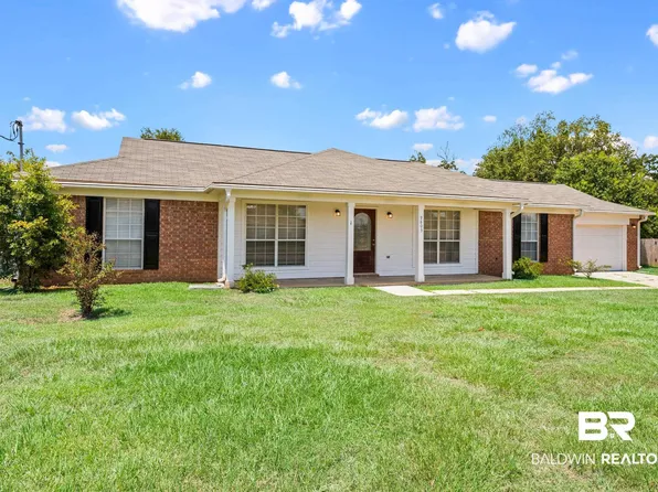 9803 Silverwood Dr, Fairhope, AL 36532