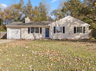 102 Winter Rd, Jacksonville, NC 28540