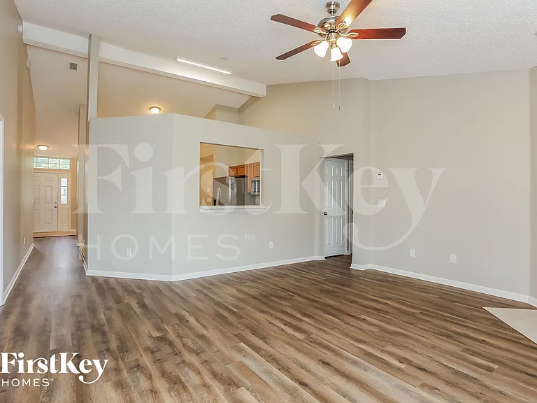 12759 Bentwater Dr — Photo 5