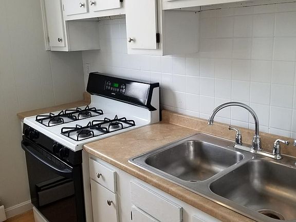 4th image of 30 Mulberry St Floor 2