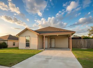 8825 E Buffalo Cir, Willis, TX 77378