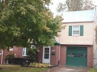 530 Pershing Dr, New Kensington, PA