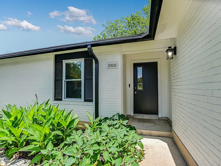6508 Sunnysky Way — Photo 1