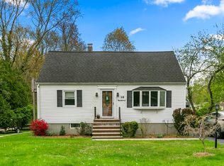 16 Pathwood Ave, Burlington, MA 01803