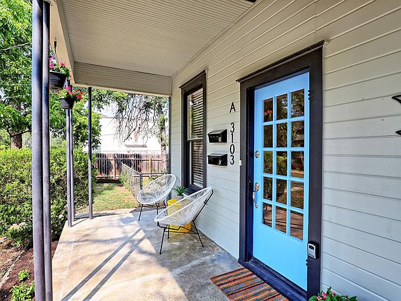 Front porch for this unit only