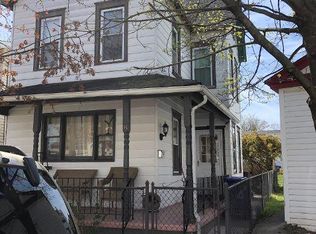 8 Spring Garden St, Riverside, NJ 08075