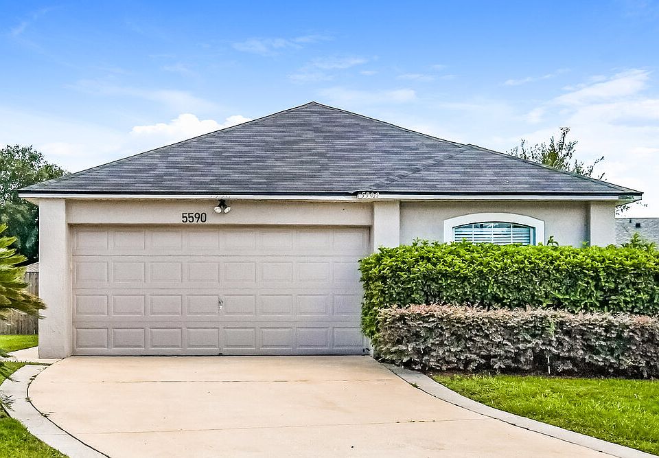 1st image of 5590 Oak Crossing Ct