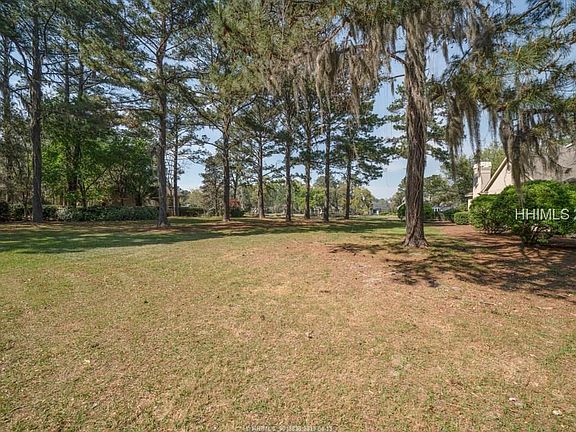 3rd image of 289 Bamberg Dr