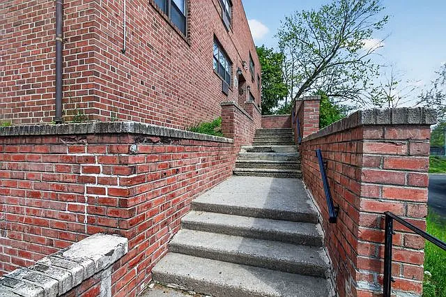 9 & 11 Sanhican Dr #A2 — Photo 5