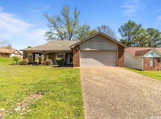 2 Connolly Ct, Little Rock, AR 72210