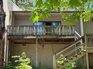 601 Dave Creek Pkwy APT 75, Fairfield Bay, AR 72088