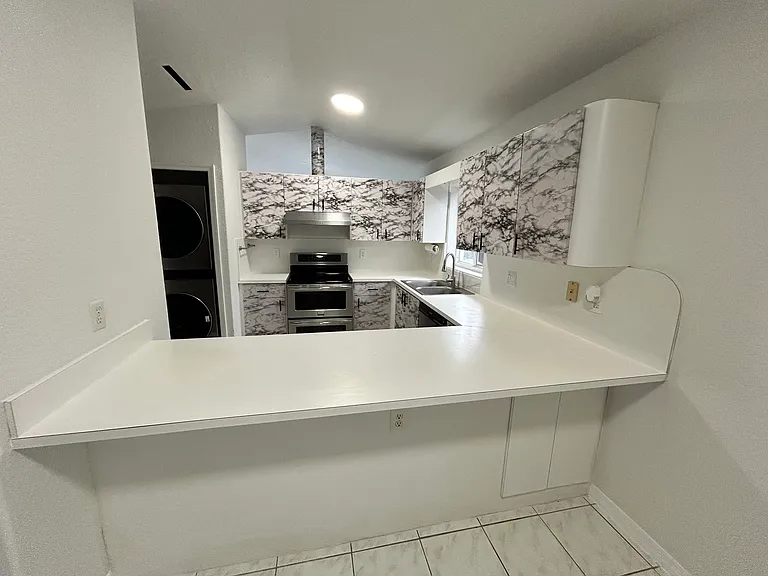 7582 W 34th Ct — Photo 17