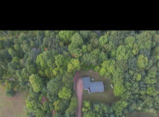 E8256 Stage Rd, New London, WI 54961