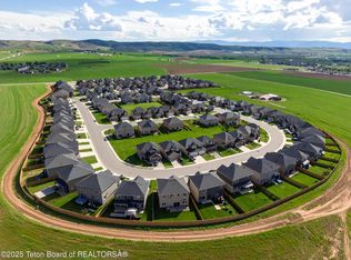 46 City View Dr, Evanston, WY 82930