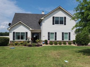 1105 Starhurst Dr, Murfreesboro, TN 37128