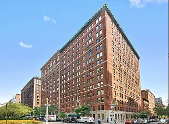 1105 Park Avenue in Carnegie Hill