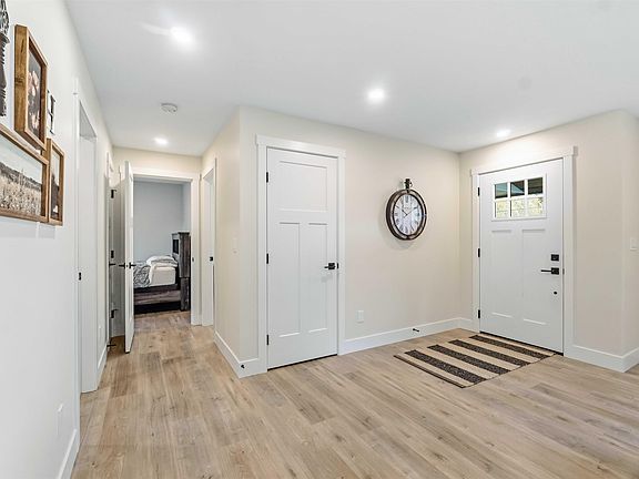 2nd image of 11953 221st St