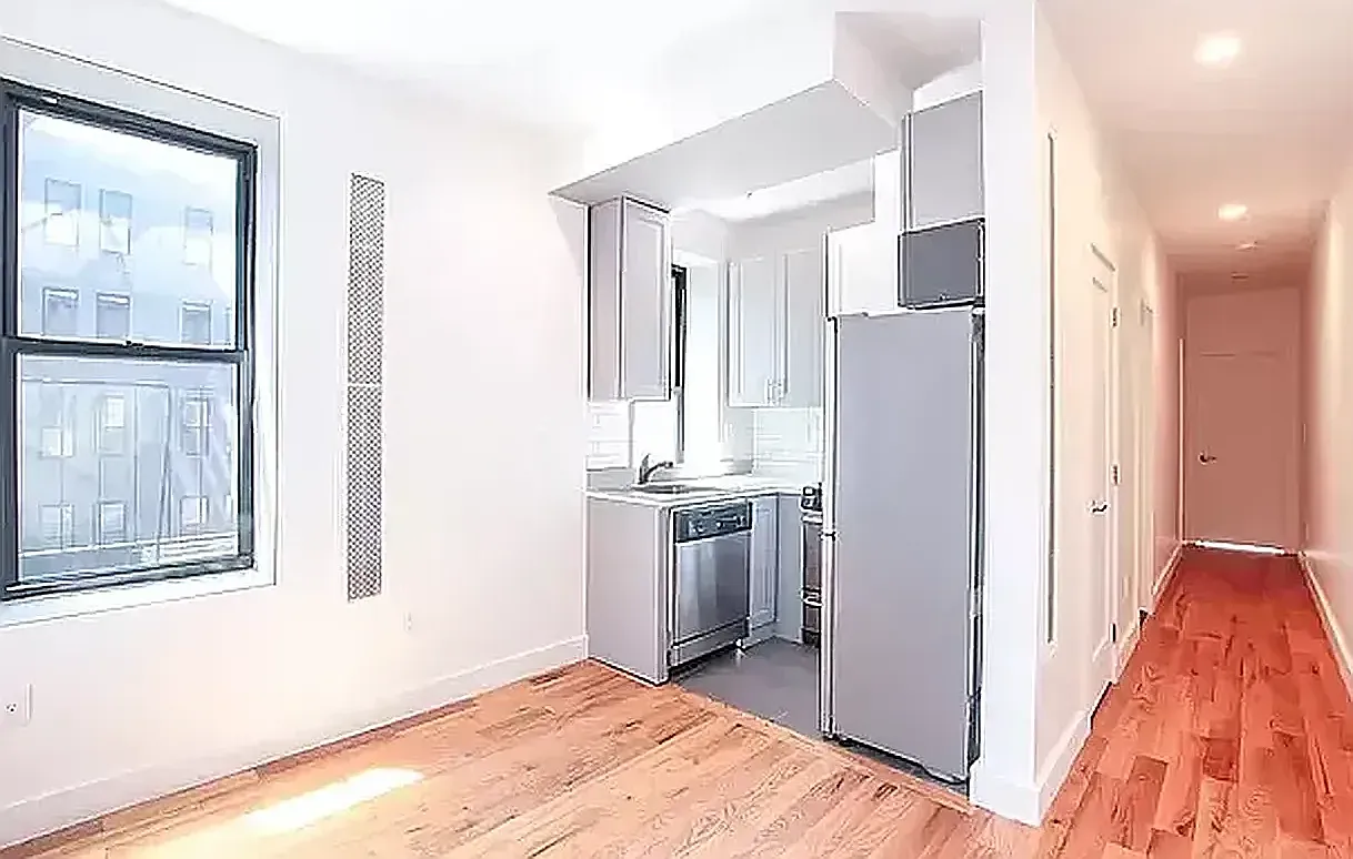 808 Prospect Place — Photo 1