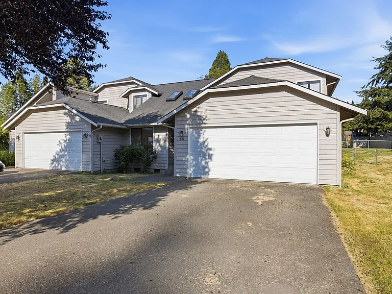 625 & 627 Shannon St — Photo 1