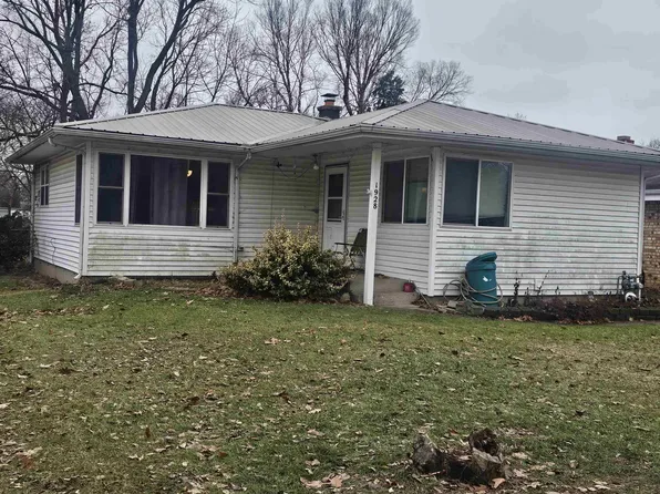 1928 Paradise Blvd, Rockford, IL 61103