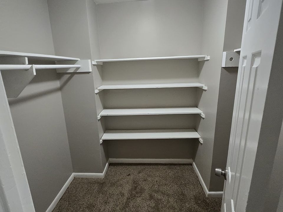 1st image of 1414 College St SE