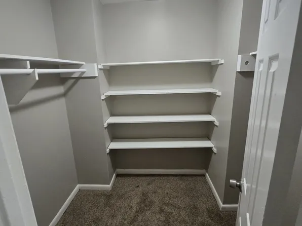 1414 College St SE, Decatur, AL 35601