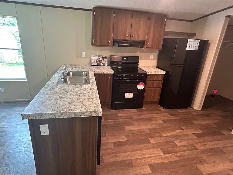 2845 Columbus Ave #5 — Photo 4