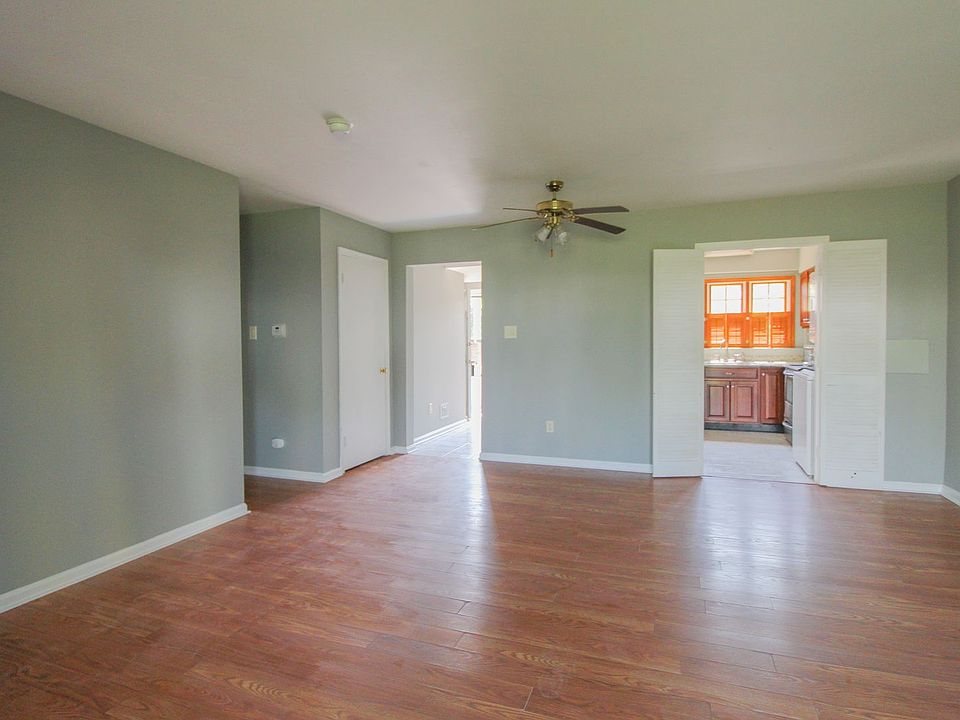 1st image of 6160 Strasburg Dr #62A
