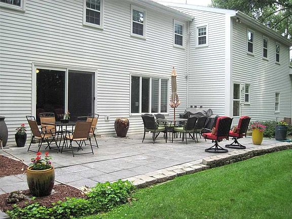 2nd image of 19 Schuyler Hills Rd