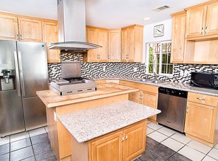 8159 Varna Ave, Panorama City, CA 91402
