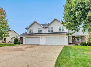 210 Cavil Way, De Pere, WI 54115