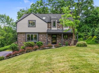 2972 E Hardies Rd, Gibsonia, PA 15044