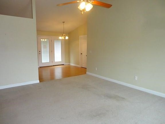 4th image of 834 Allendale Dr