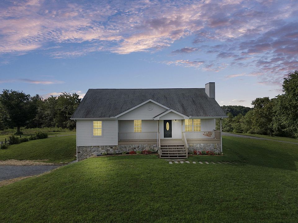 1st image of 7421 Rabbit Ln