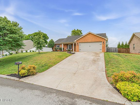 3rd image of 466 Mill Creek Dr