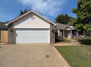 11704 S Gum Ave, Jenks, OK 74037