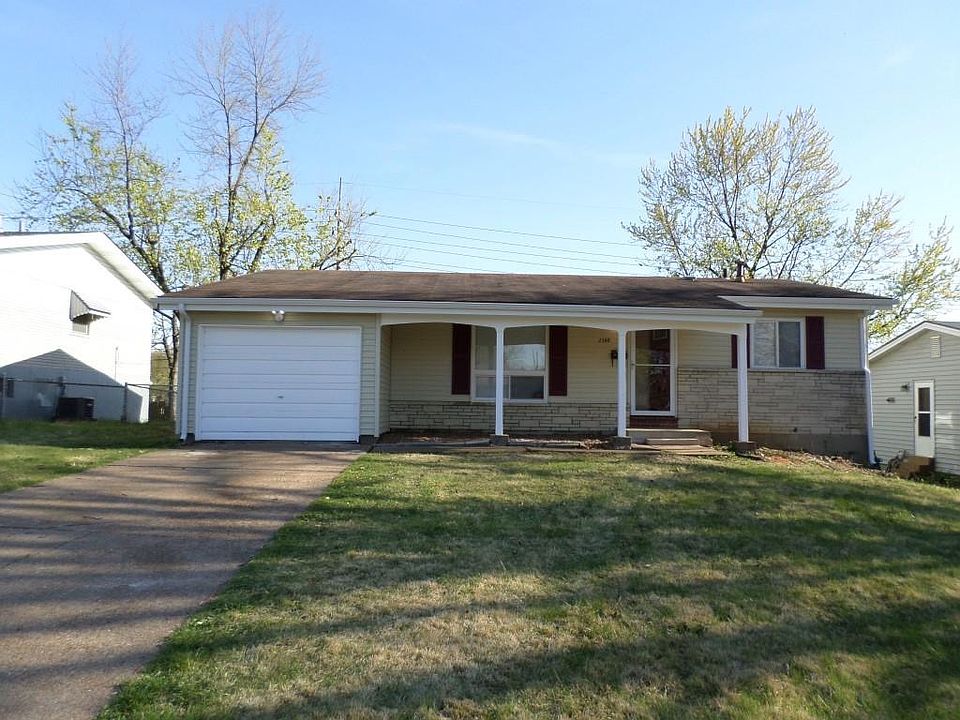 1st image of 2548 Burchard Dr