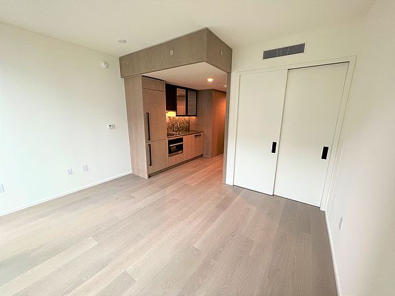 2nd image of 1000 Auahi St #524