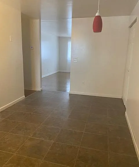 220 Tionda Dr S #3 — Photo 2