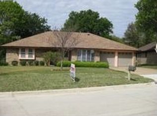 1219 Brookfield Ln, Mansfield, TX 76063