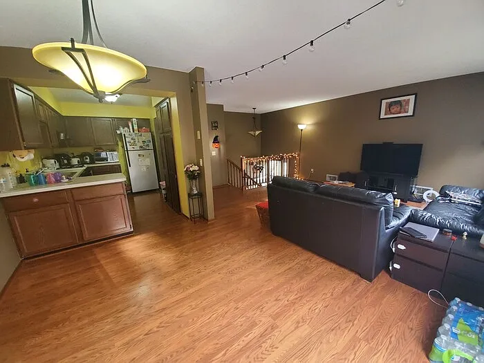 9265 Dartford Rd — Photo 3