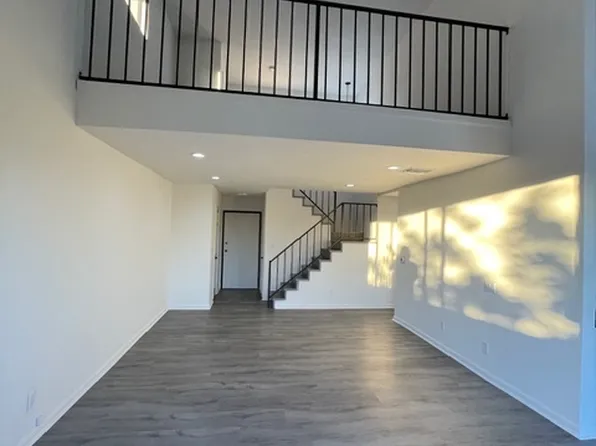 4650 Sepulveda Blvd, 4650 Sepulveda Blvd APT 304, Sherman Oaks, CA 91403