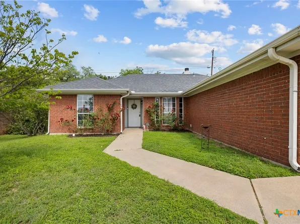 305 W Blancas Dr, Copperas Cove, TX 76522