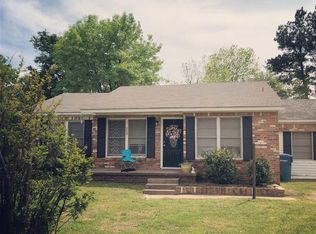 112 Cedar St, Mt Pleasant, TX 75455