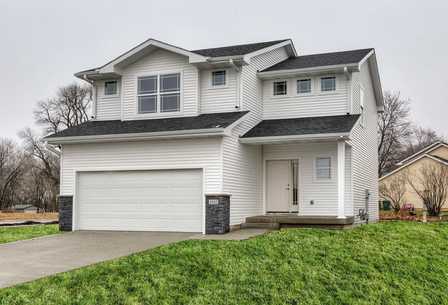 Winter Special Receive the rest of January rent FREE when you sign an 18 month lease!! — Photo 1