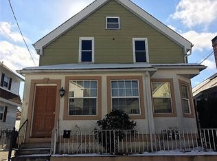 258 California Ave, Providence, RI 02905